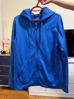 Nike Blue Therma-FIT Hoodie with Red Hanger Accent